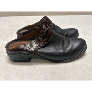 Ariat Women’s Size 9.5 B Mules Clogs Santa Cruz Black Leather Slip-On 93801